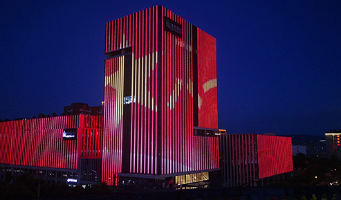 蘇溪鎮夜景燈光聯動獻禮八一建軍節