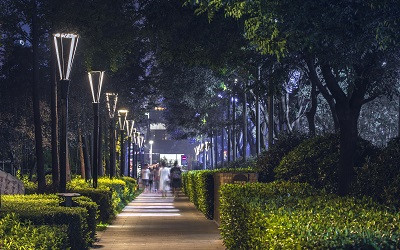 燈光點(diǎn)亮城市，扮靚城市